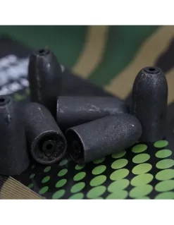 Gardner Pin Down Flying Back Leads